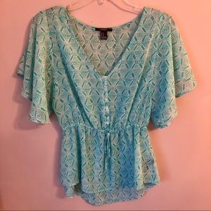 FOREVER 21 Teal & White Blouse. Size Medium.